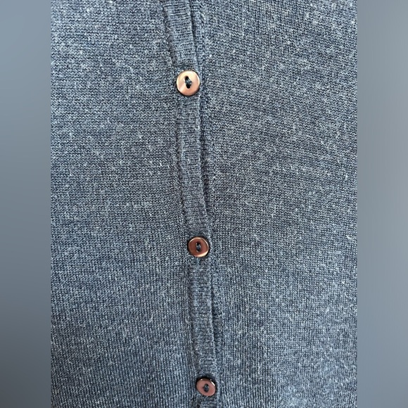 TOPSHOP sweater. Size 6. Good condition. - Picture 2 of 5